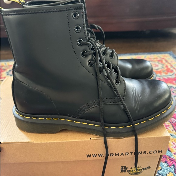Dr. Martens 1460 Smooth Boots - Picture 4 of 7